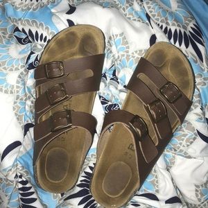 Birkenstocks 38 3 strap